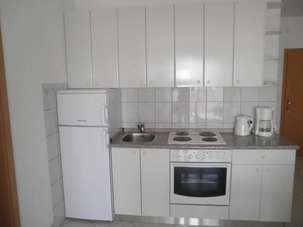Apartments Bandalo Подстрана Экстерьер фото